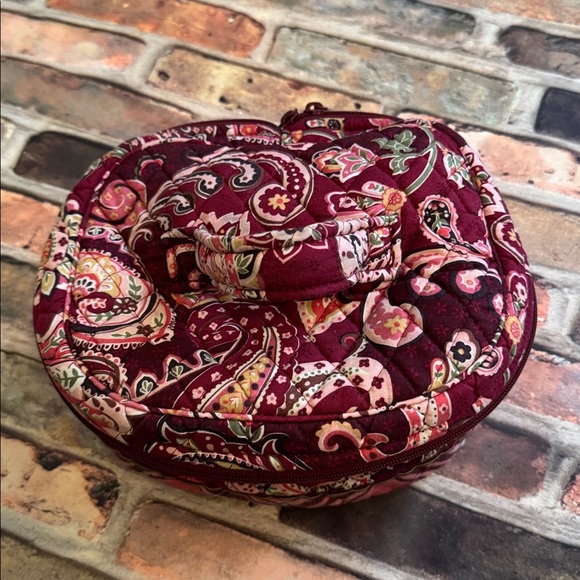 Vera Bradley 2005 Piccadilly Plum Oval Cosmetic Round - Picture 2 of 8